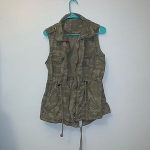 Camo vest